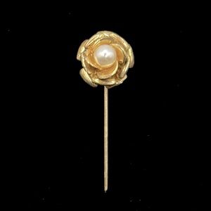 VINTAGE Gold-Tone Pearl Flower Stick Pin